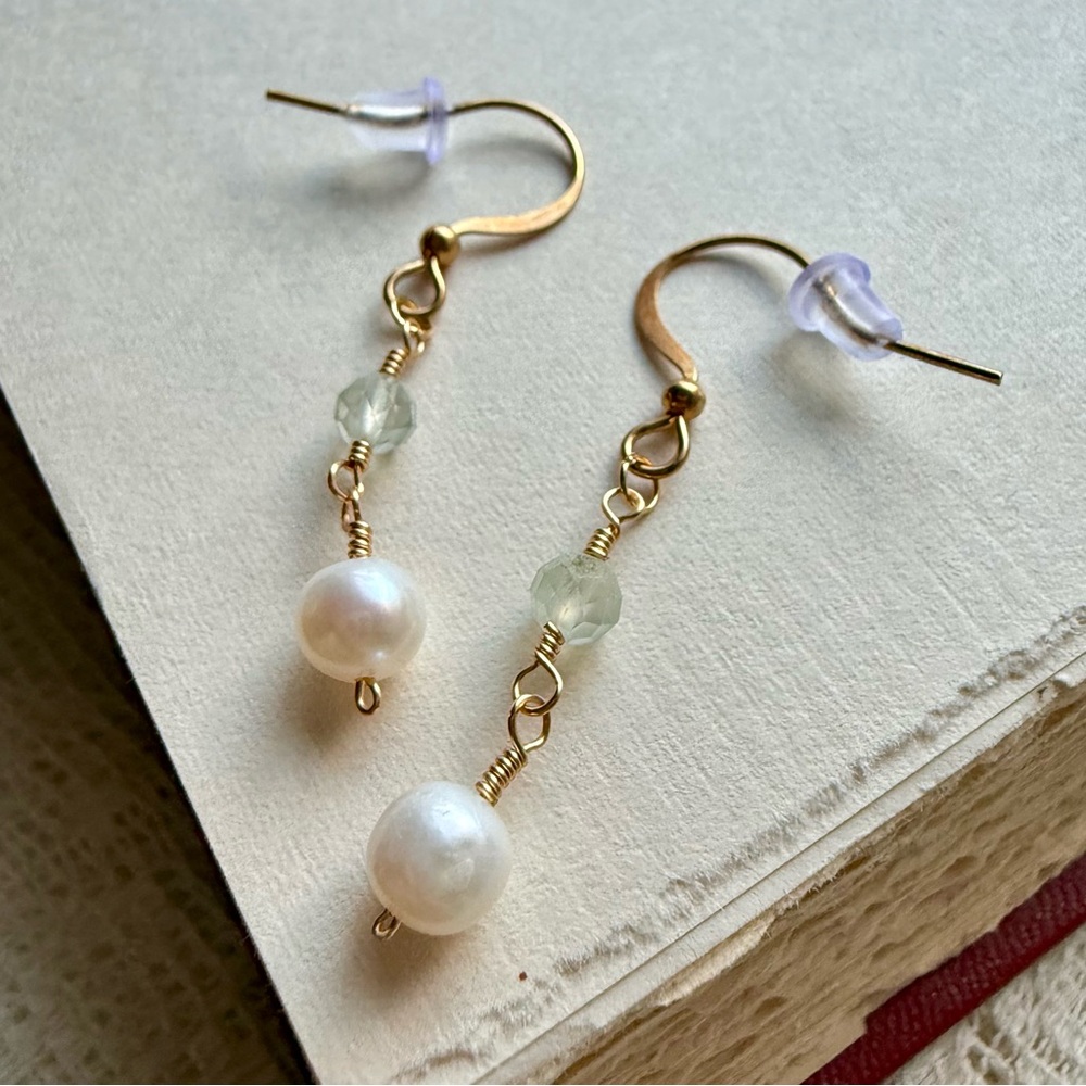 Pearl and Prehnite Dangle Earrings